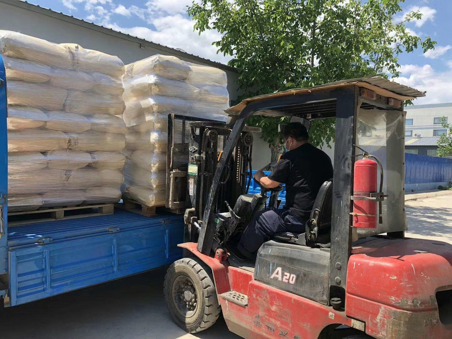 泰纳科·高品质熔喷布增韧增效驻极母粒E3071 泰纳科·高品质熔喷布增韧增效驻极母粒E3071